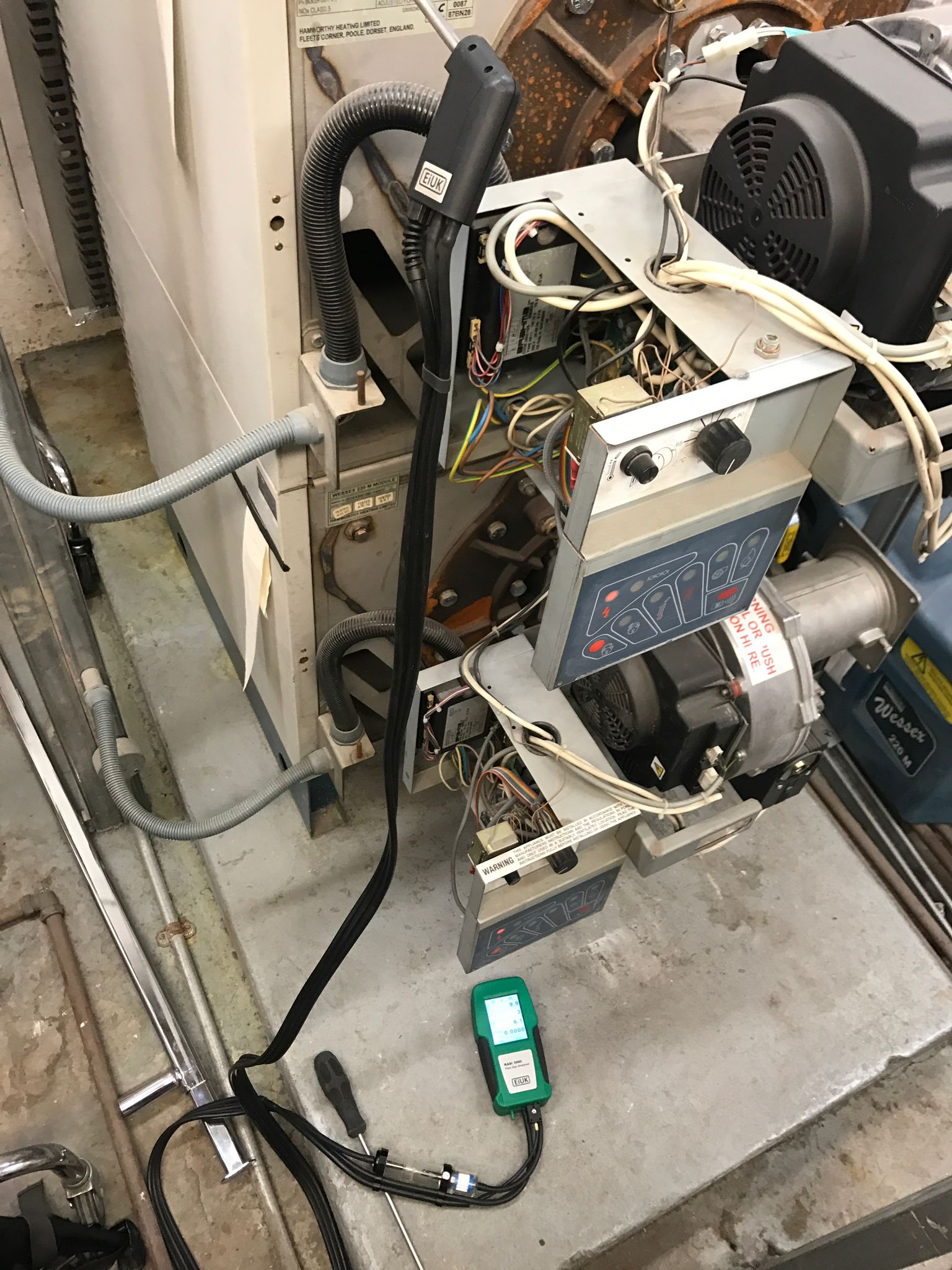 gas safe registered engineer near me Kilburn, NW6